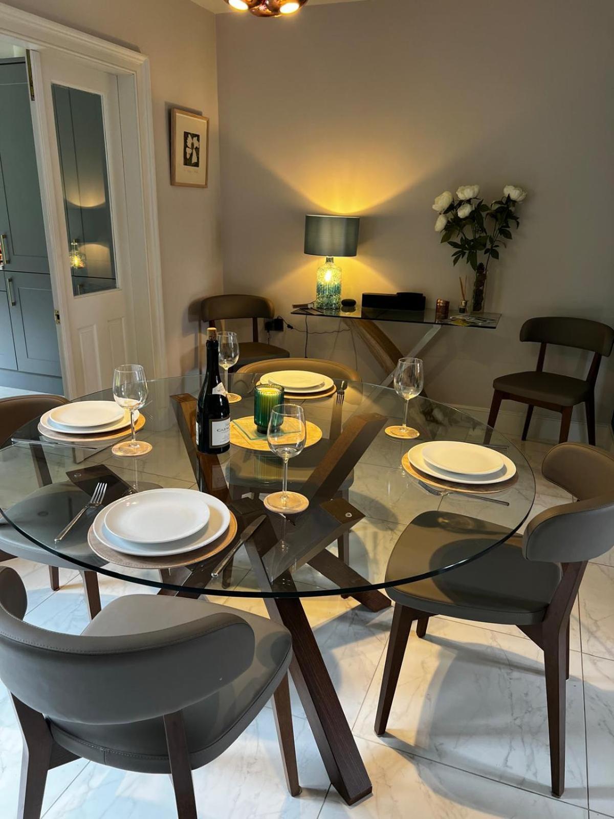 Chic Classy & Cosy At Lough Erne Golf Village And Resort Ballycassidy 外观 照片